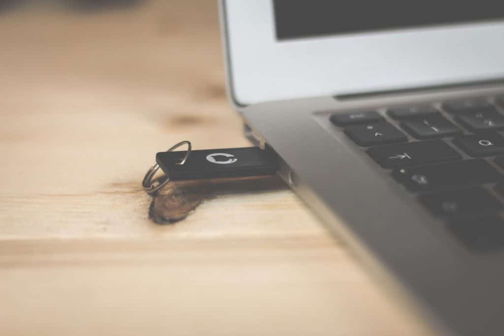 كيفية تثبيت ويندوز 11 على فلاشة USB لتنصيبه منها